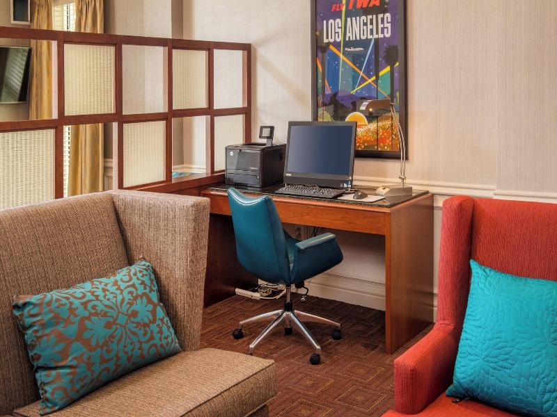 Residence Inn Dulles Airport at Dulles 28 Centre image