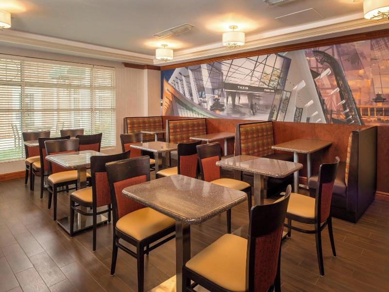 Residence Inn Dulles Airport at Dulles 28 Centre image