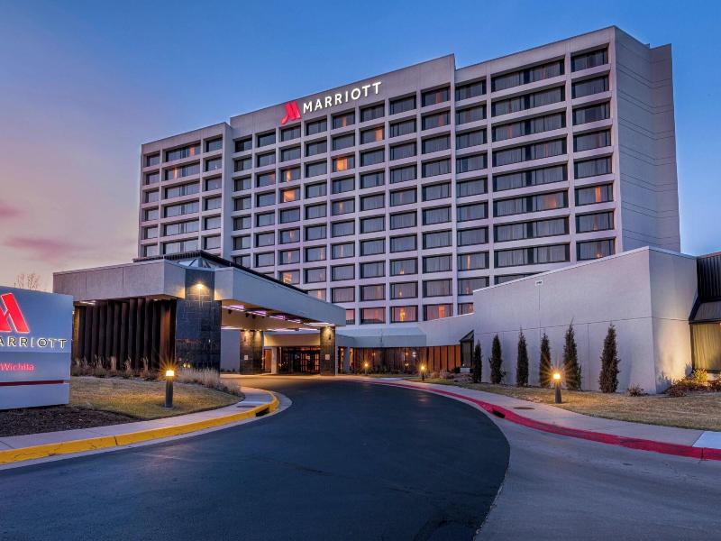 Wichita Marriott — photo 117