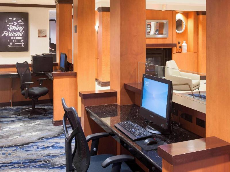 Fairfield Inn&Suites Wilmington/Wrightsville Beach image