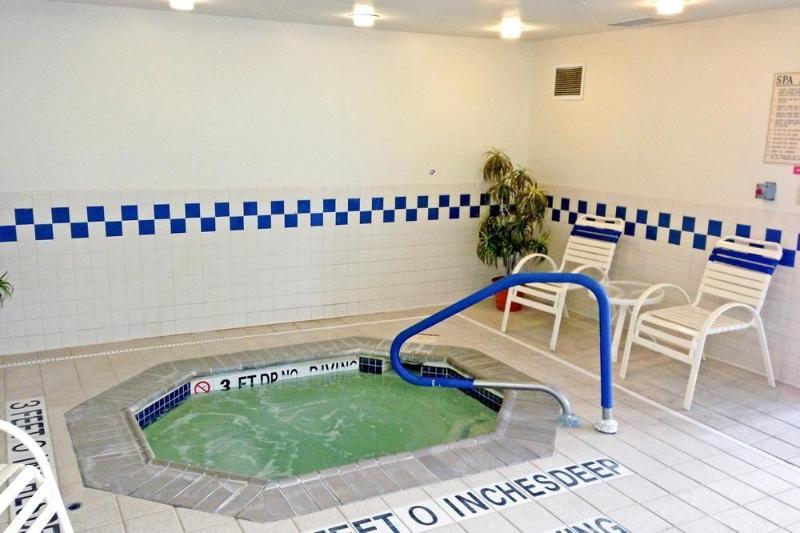 Motel 6 Anderson, IN - Indianapolis image