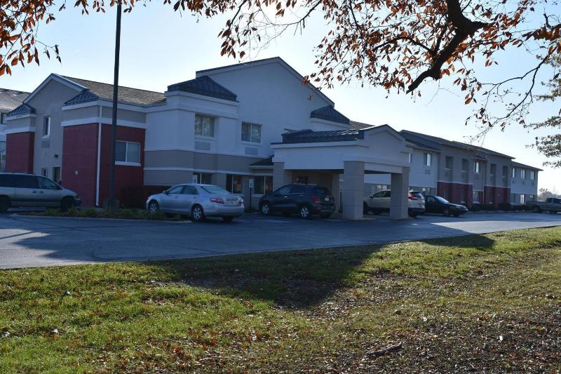 Motel 6 Anderson, IN - Indianapolis image