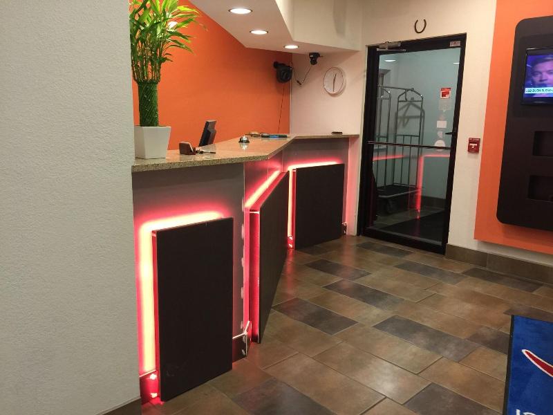 Motel 6 Anderson, IN - Indianapolis image