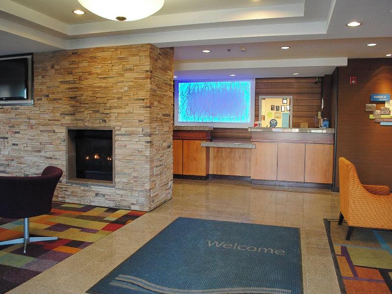 Fairfield Inn & Suites Indianapolis East image