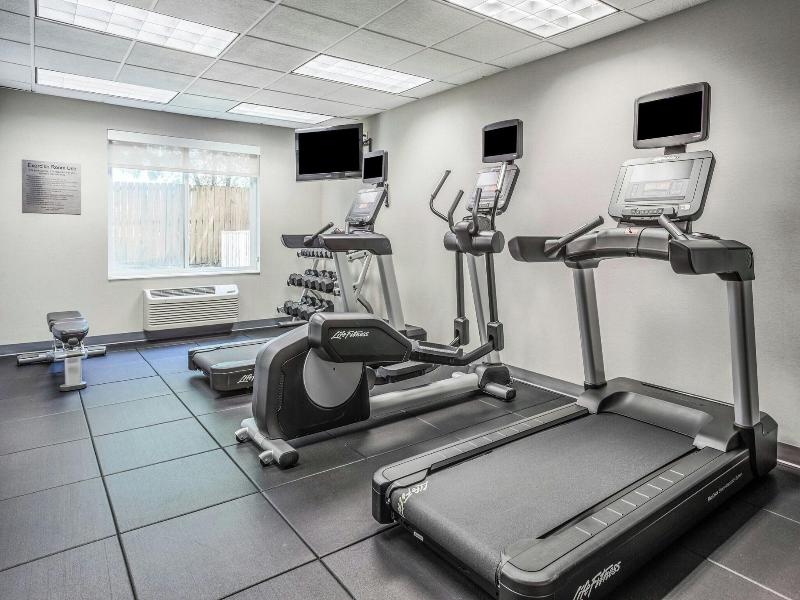 Fairfield Inn & Suites Indianapolis Northwest image