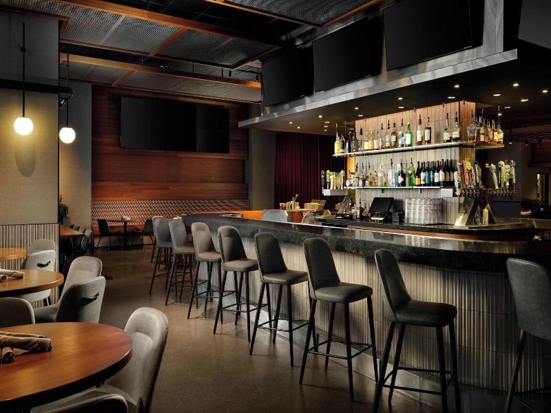 JW Marriott Indianapolis image