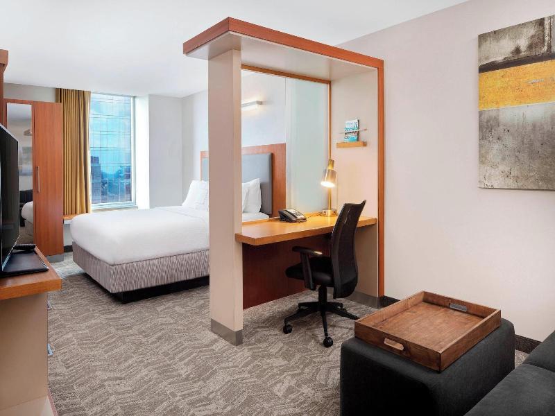 SpringHill Suites Indianapolis Downtown image
