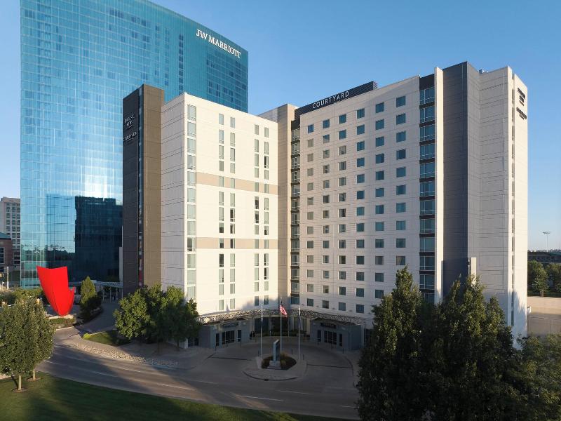 SpringHill Suites Indianapolis Downtown image