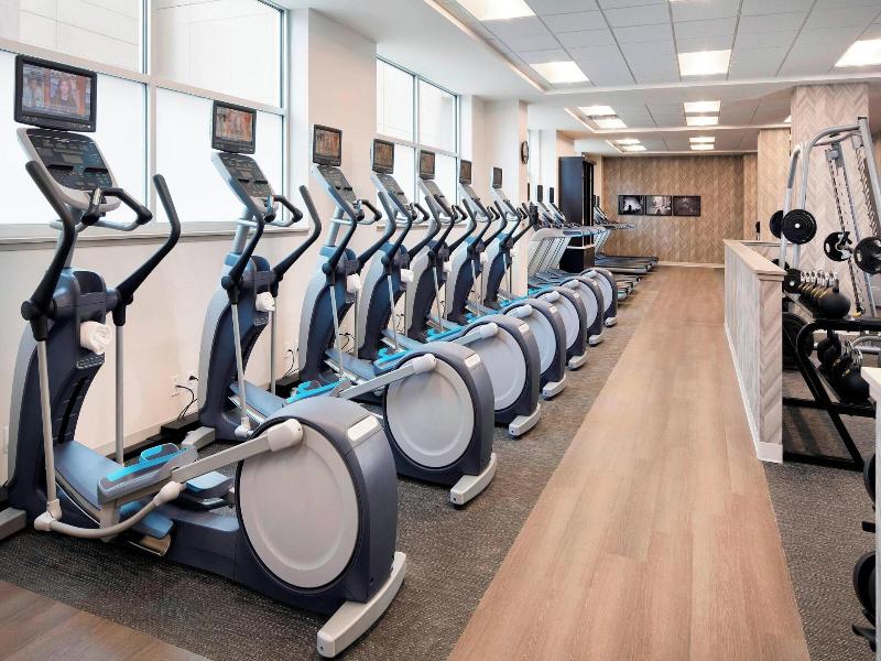 SpringHill Suites Indianapolis Downtown image