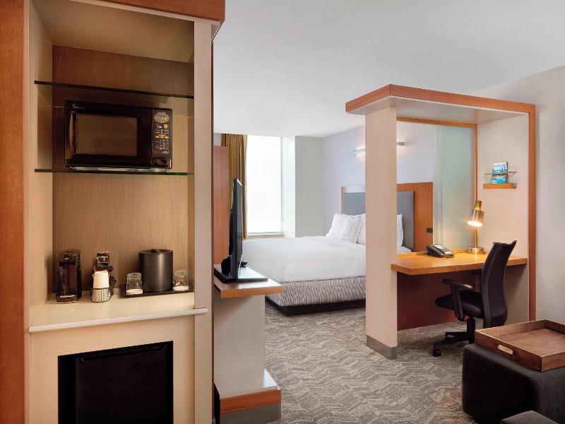 SpringHill Suites Indianapolis Downtown image