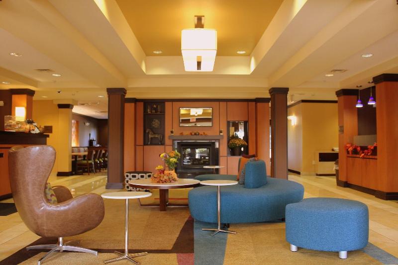 Fairfield Inn & Suites Seymour image