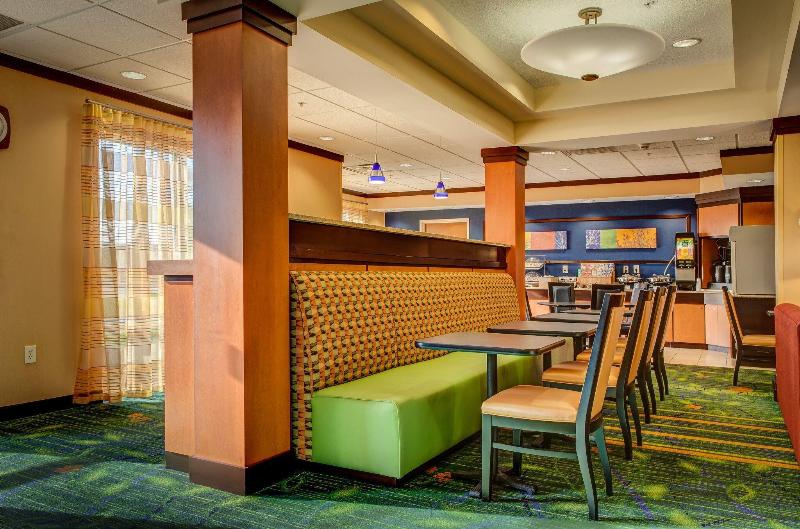 Fairfield Inn & Suites Seymour image