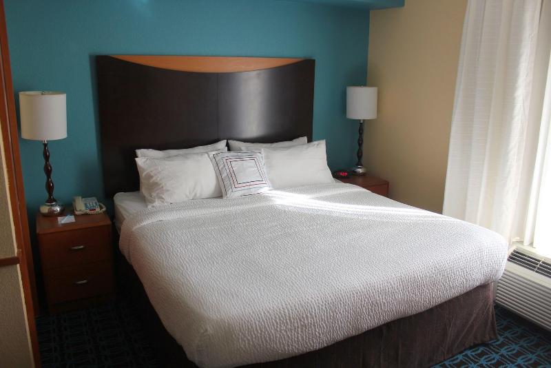 Fairfield Inn & Suites Seymour image