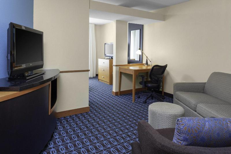 Fairfield Inn & Suites Seymour image