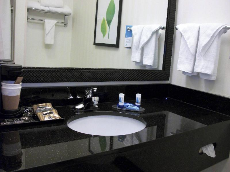 Fairfield Inn & Suites Seymour image