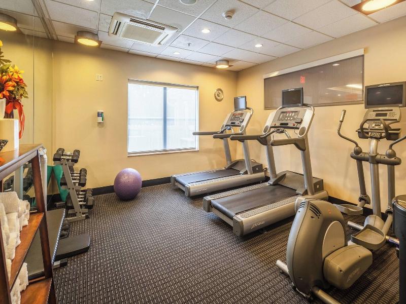 TownePlace Suites Jacksonville Butler Boulevard image