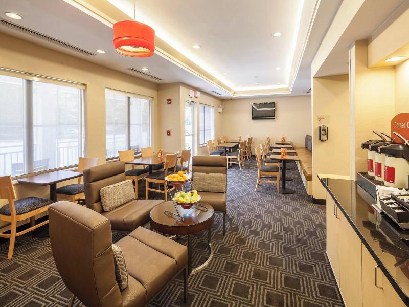 TownePlace Suites Jacksonville Butler Boulevard image