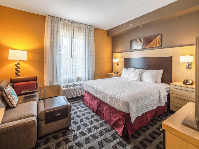TownePlace Suites Jacksonville Butler Boulevard image