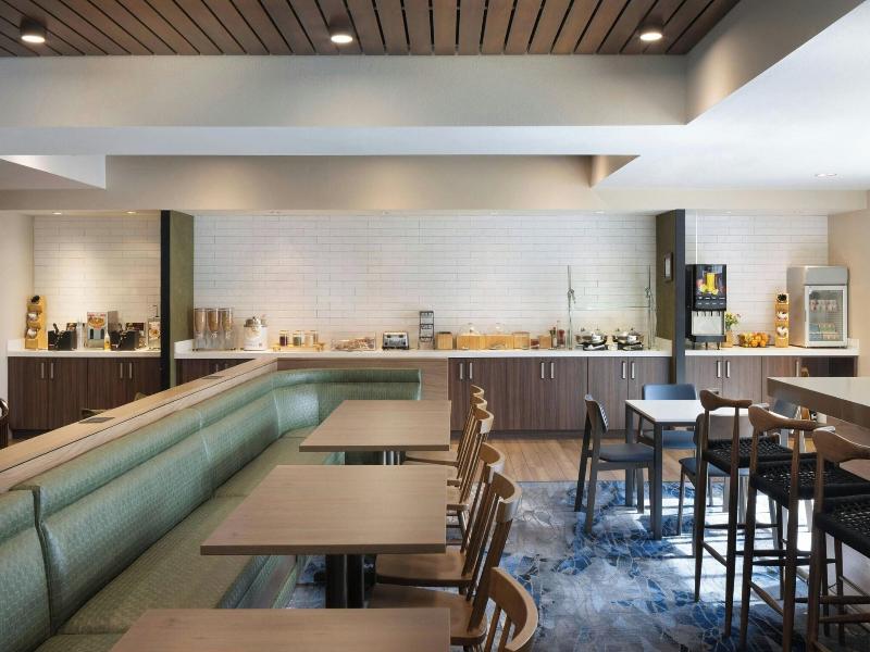 Fairfield Inn Las Vegas Convention Center image