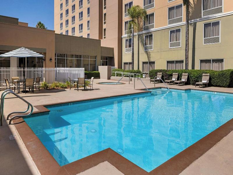 Courtyard Los Angeles Baldwin Park image