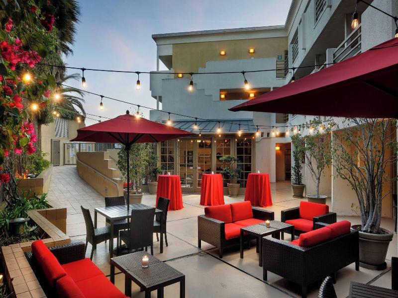 Courtyard Los Angeles Century City/Beverly Hills image