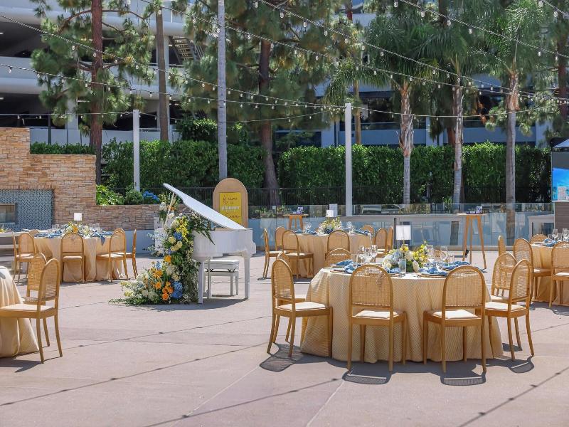 Irvine Marriott image