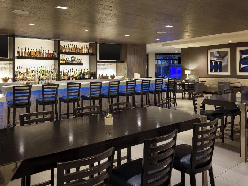 Irvine Marriott image