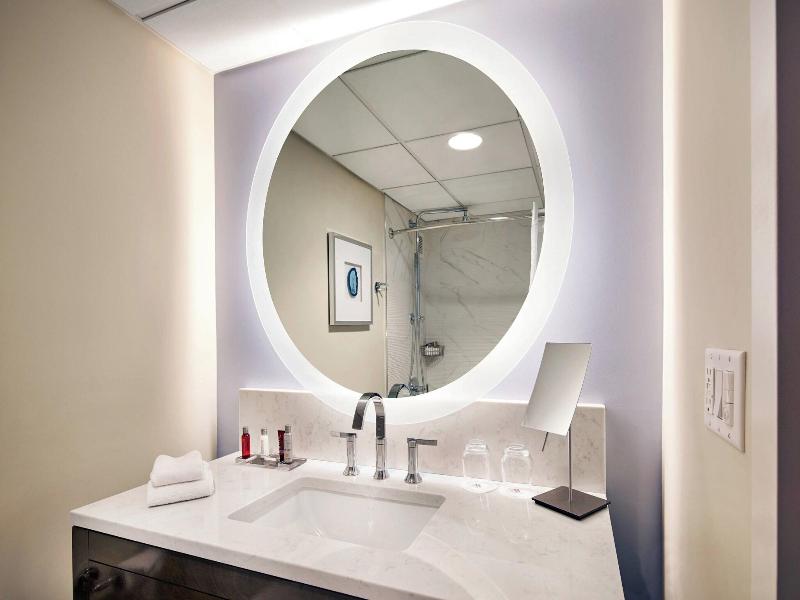 Irvine Marriott image
