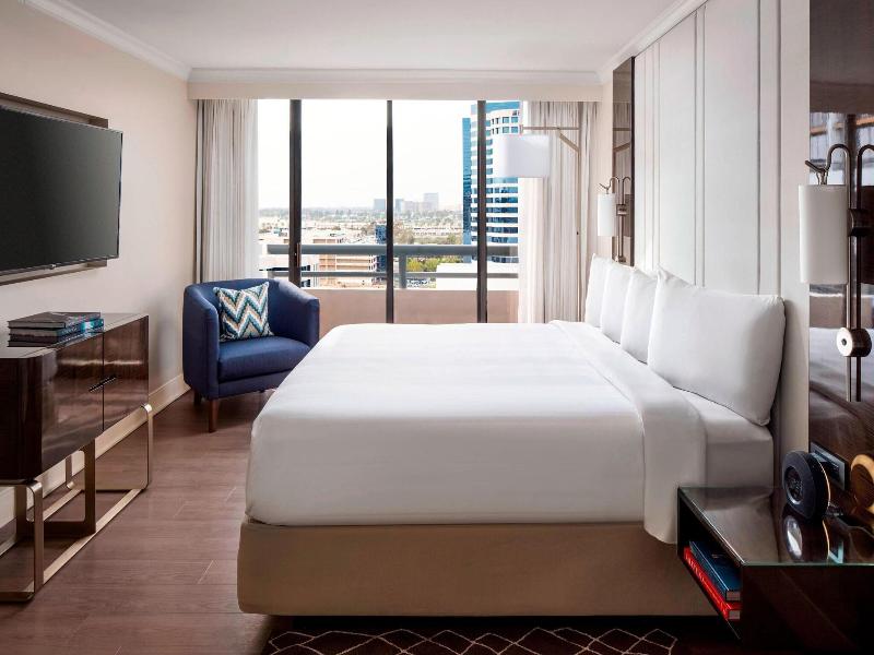 Irvine Marriott image
