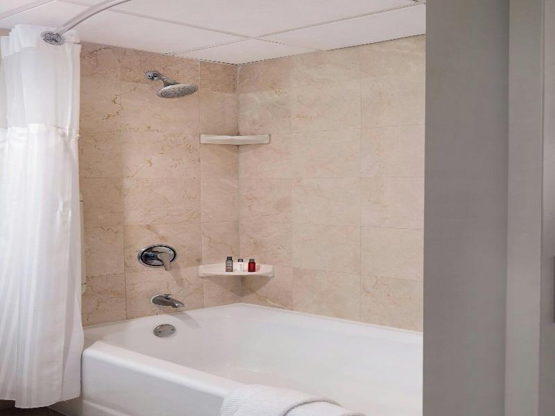 Irvine Marriott image