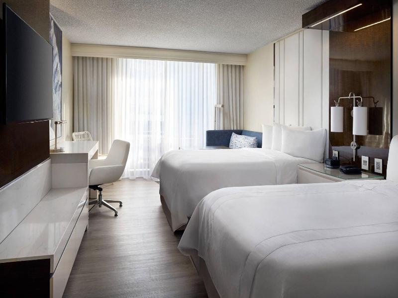 Irvine Marriott image