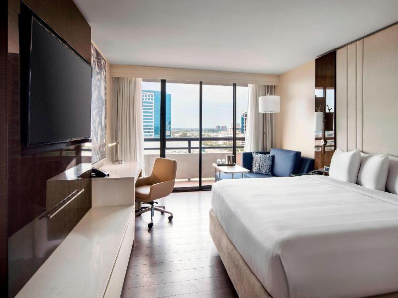 Irvine Marriott image
