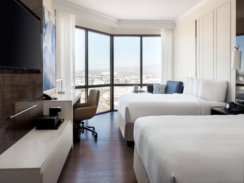 Irvine Marriott image
