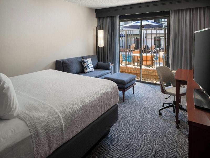 Courtyard Los Angeles Torrance/Palos Verdes image
