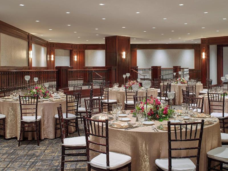 Warner Center Marriott Woodland Hills image