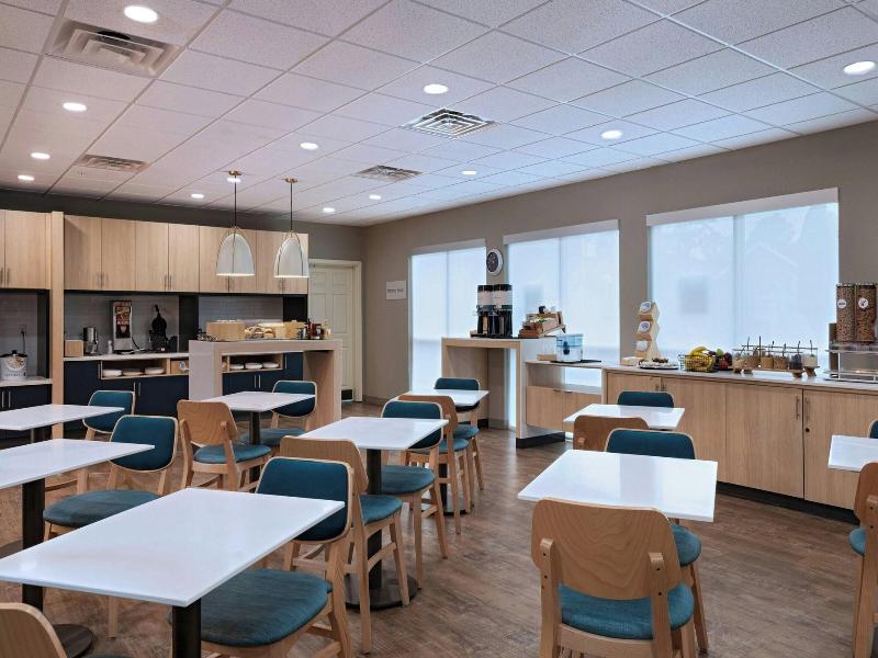 TownePlace Suites Lubbock image