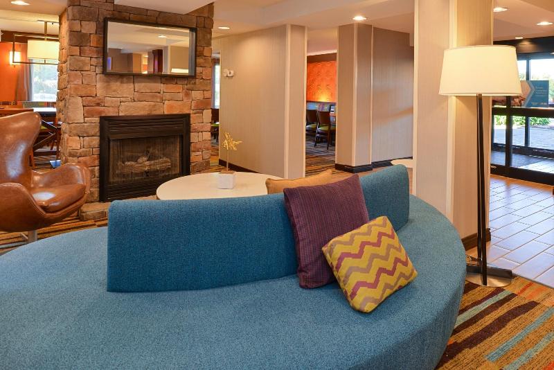 Fairfield Inn & Suites Lexington Georgetown image