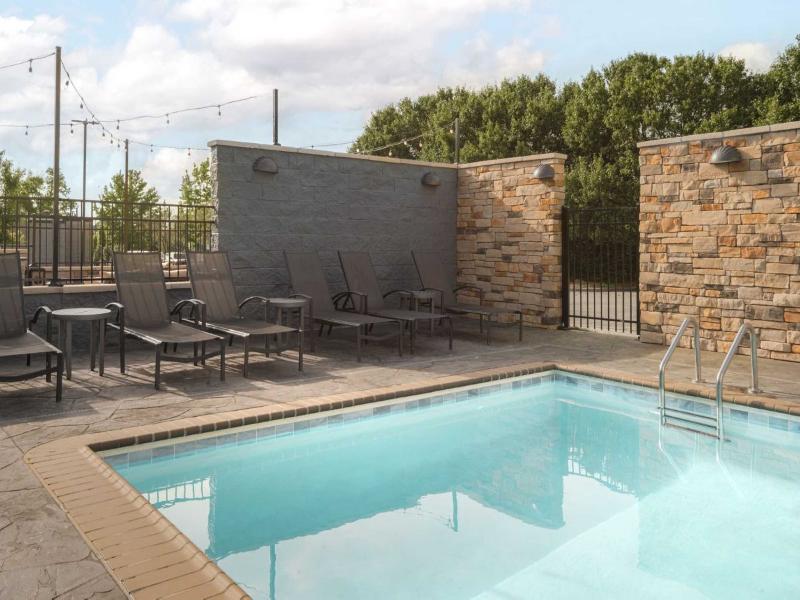 Fairfield Inn & Suites Lexington Georgetown image