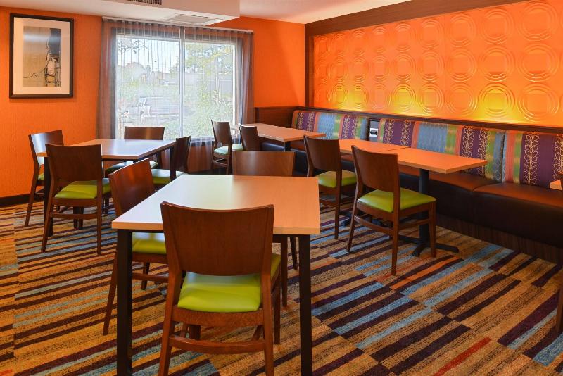 Fairfield Inn & Suites Lexington Georgetown image