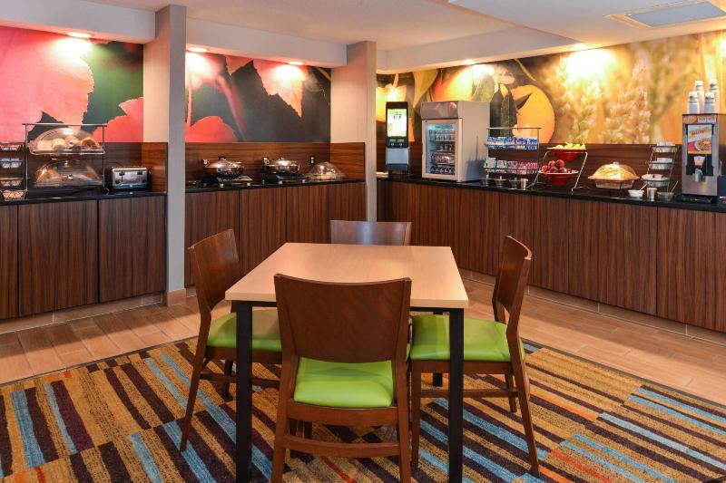 Fairfield Inn & Suites Lexington Georgetown image