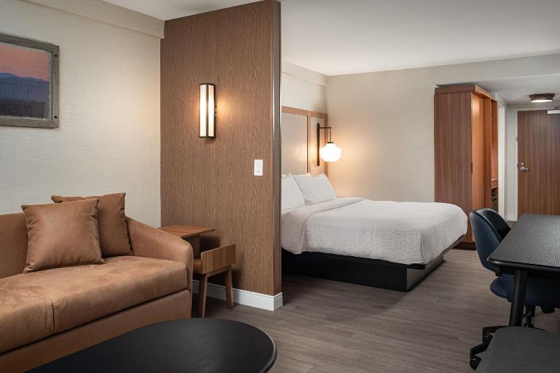 Fairfield Inn & Suites Lexington Georgetown image
