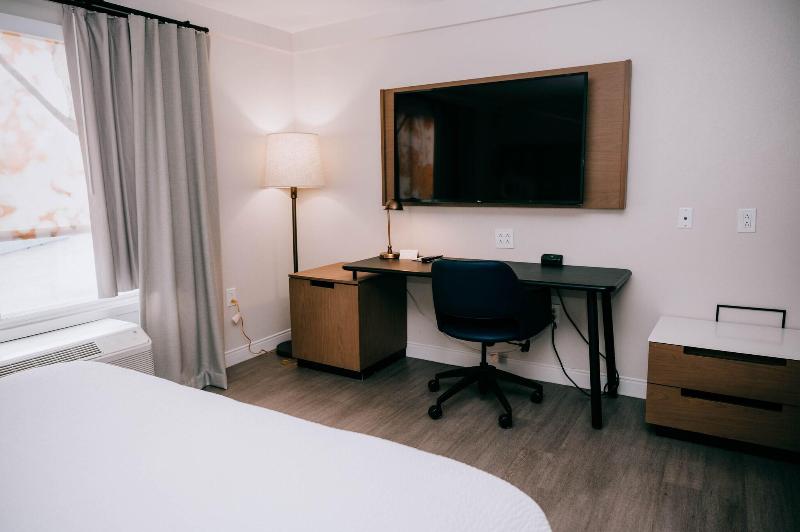 Fairfield Inn & Suites Lexington Georgetown image