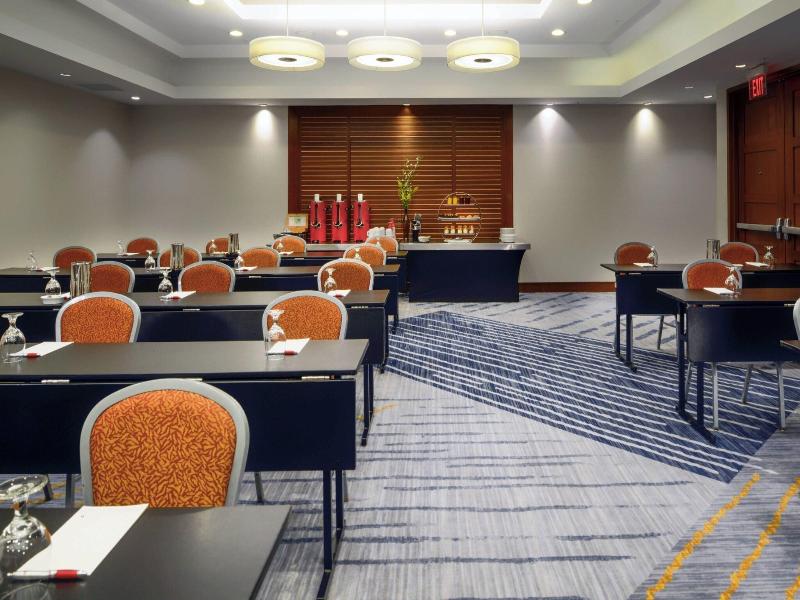 Long Beach Marriott image