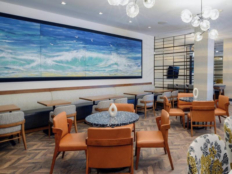 Long Beach Marriott image