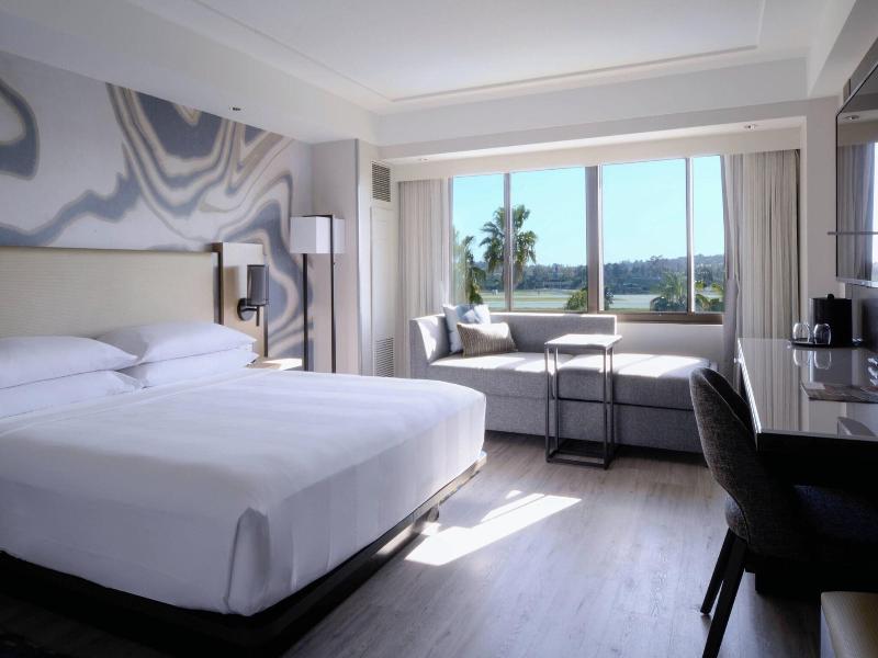Long Beach Marriott image