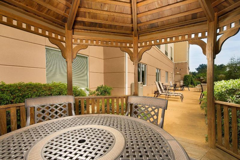 Fairfield Inn & Suites Marshall image
