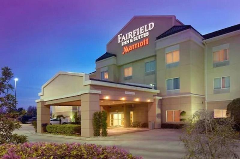 Fairfield Inn & Suites Marshall image