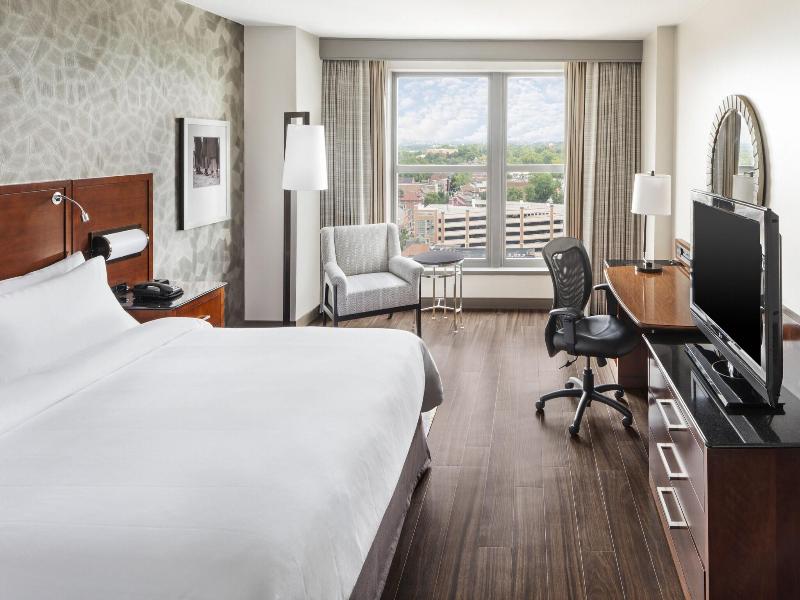 Lancaster Marriott at Penn Square image