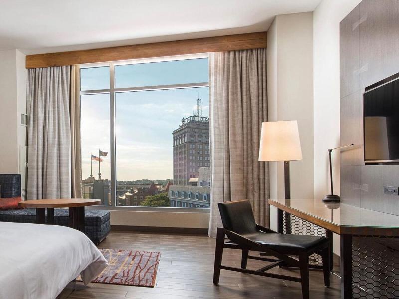 Lancaster Marriott at Penn Square image
