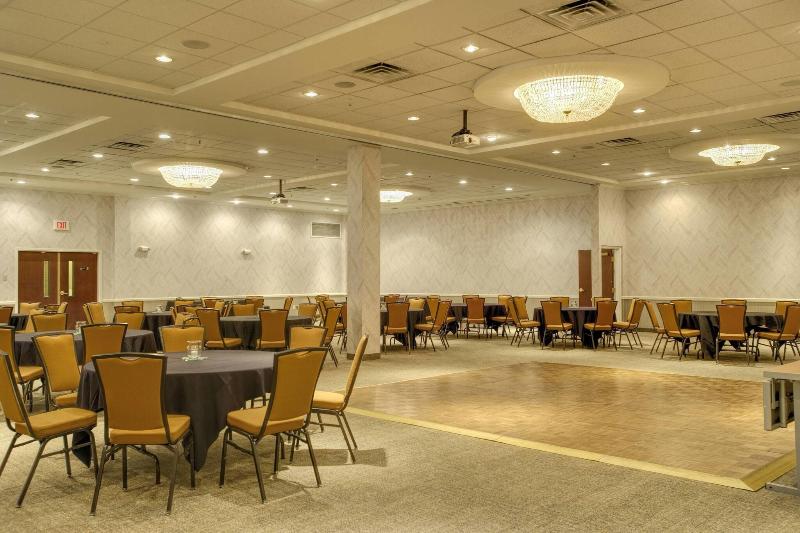 SpringHill Suites Lawrence Downtown image